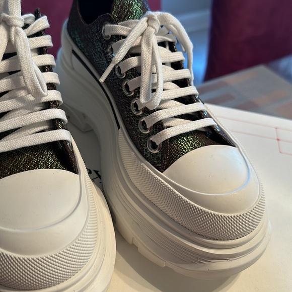 Alexander Mc Queen women new with a box size 5-5 - Picture 6 of 13